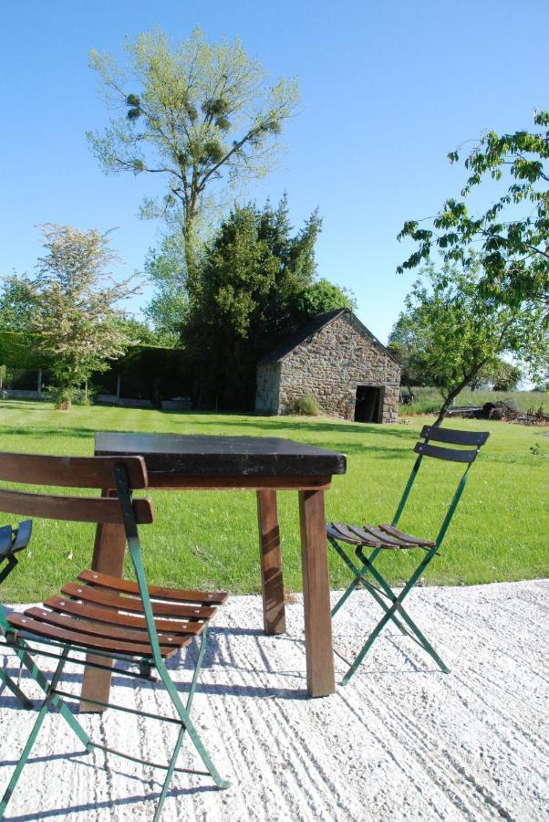 E-Harz Ar Menez Bed & Breakfast Mont-Dol Bagian luar foto