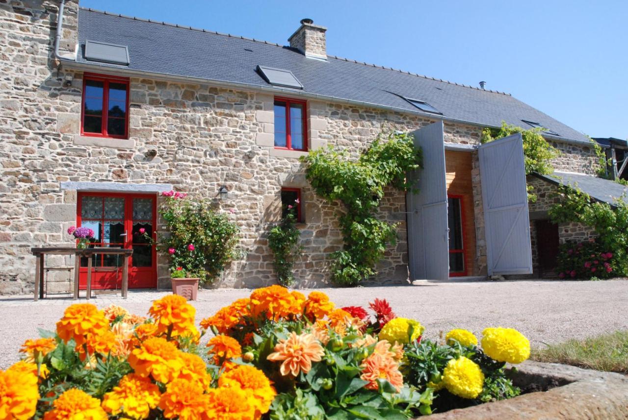 E-Harz Ar Menez Bed & Breakfast Mont-Dol Bagian luar foto