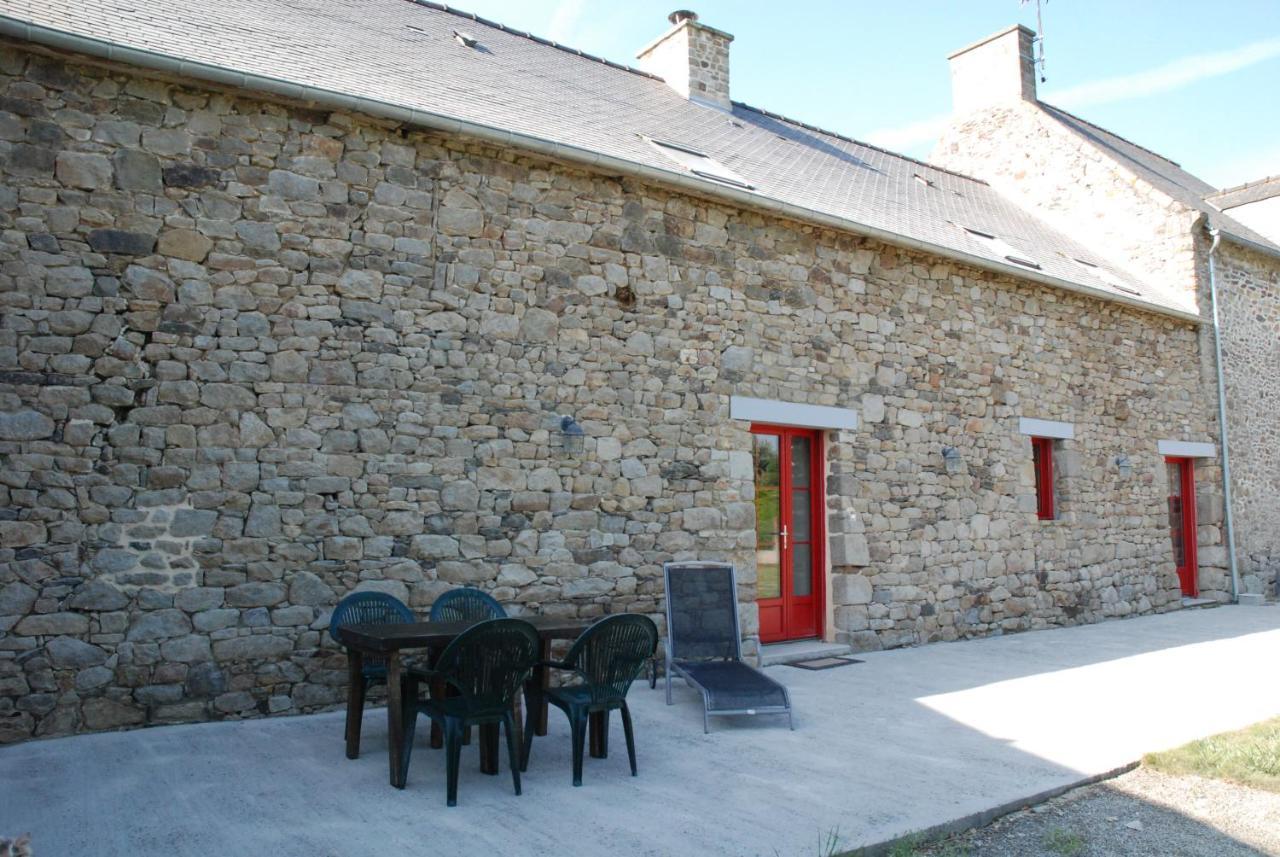 E-Harz Ar Menez Bed & Breakfast Mont-Dol Bagian luar foto